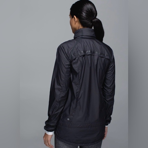 Lululemon Missy Miss Jacket - Black - Picture 2 of 11